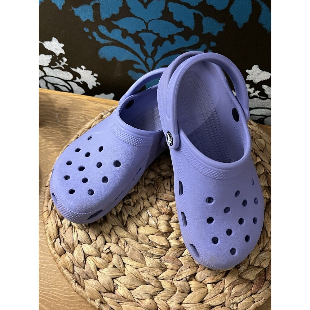 Women's 7 M Crocs Classic Clogs Jibbitz Lavender Purple Slip-On Slingback Mules